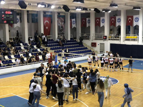 Rektörlük Kupası Marmara Cup25 Voleybol Şampiyonu AEF